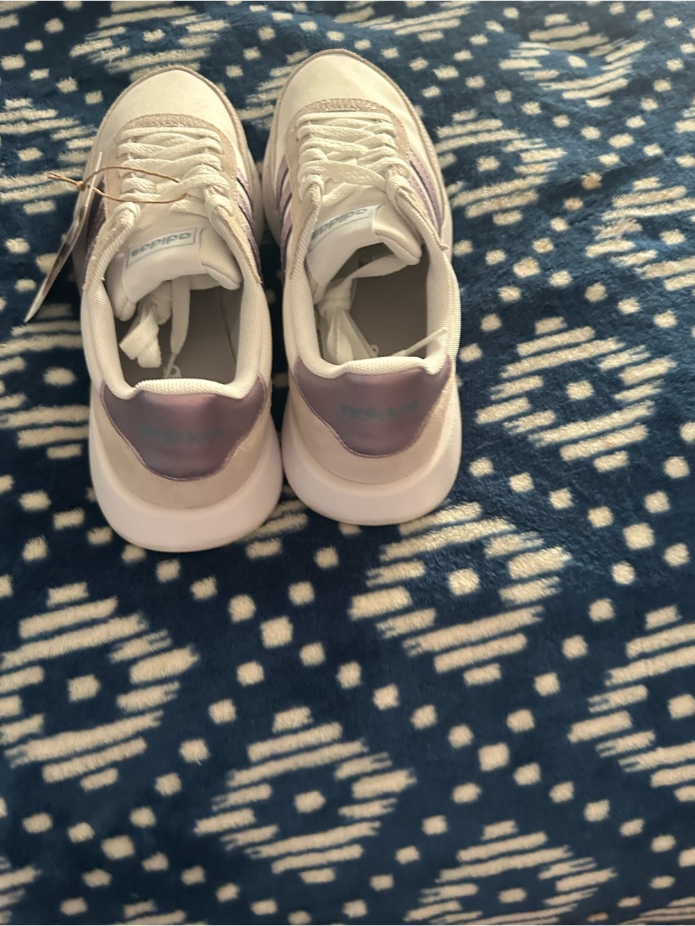 adidas Women’s White Sneakers with Light Pink Stripes - Picture 5 of 8